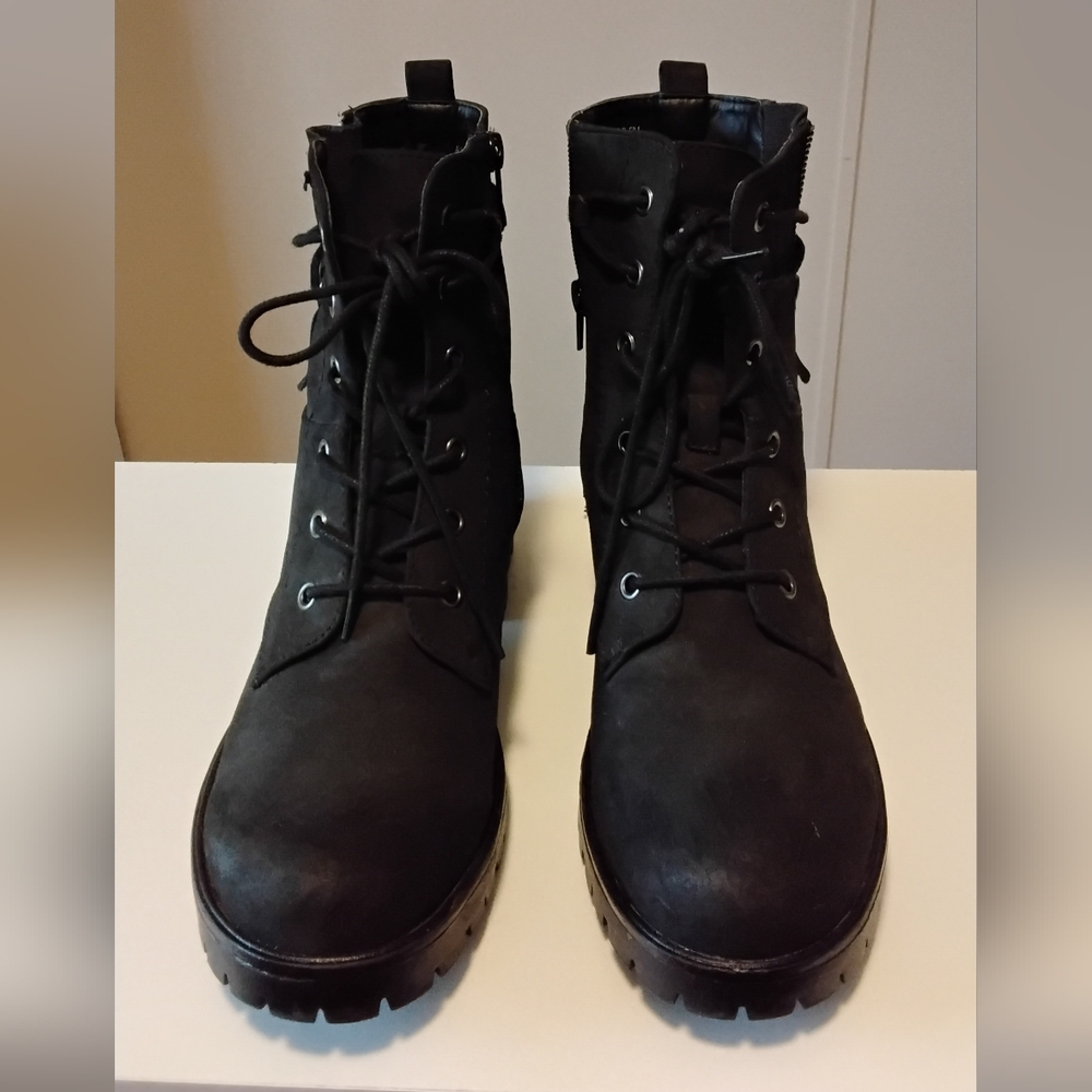 Womens Kobe Black Lace-Up Combat Boots